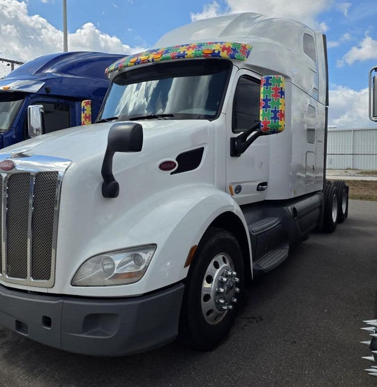 2020 PETERBILT 579 TNHC36169ELAK Web image 3