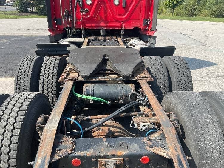 2018 Freightliner Cascadia image 7