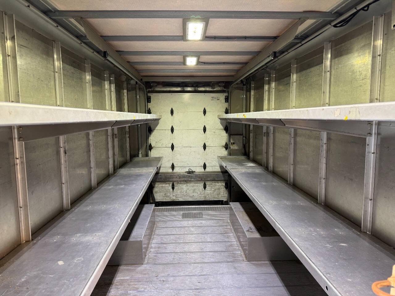 2020 Freightliner MT45 image 10