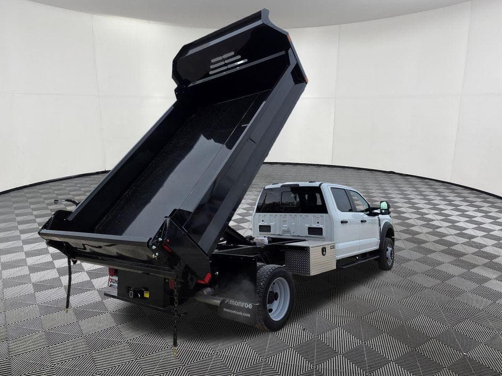 2026 Ford F-450SD XL Dump Truck image 17