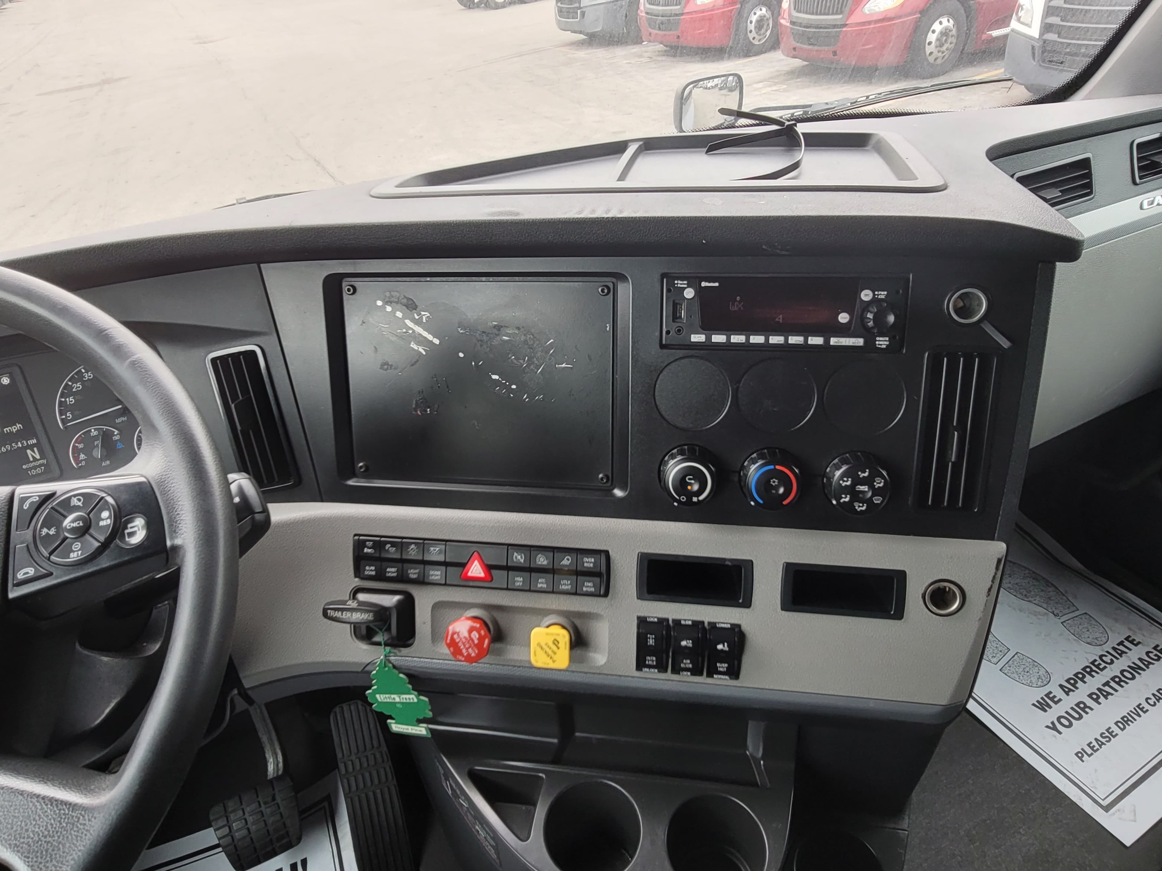 2022 Freightliner Cascadia 126 image 11