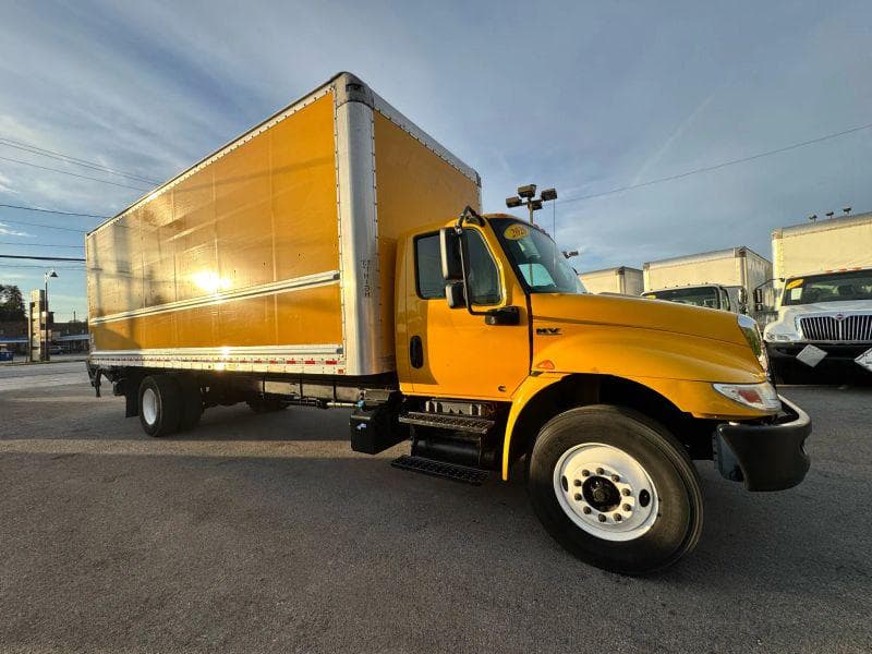 2020 International MV607 image 7