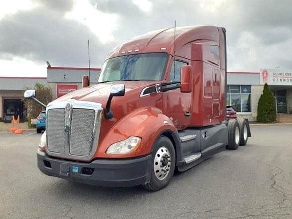 2020 Kenworth T680 image 1