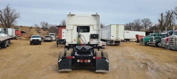 2005 WESTERN STAR 4900 image 2