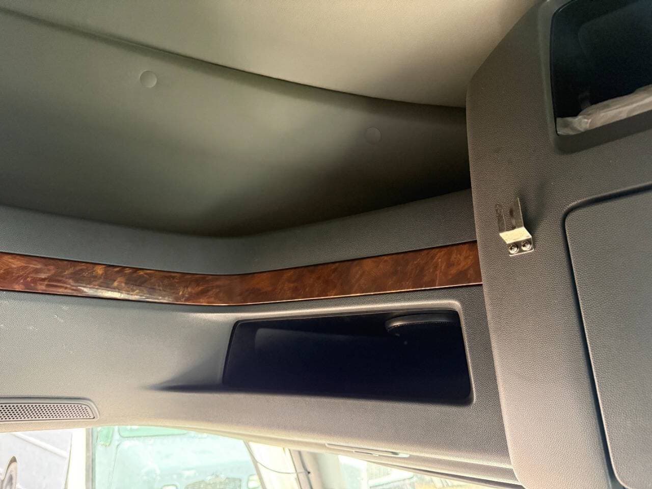 2022 International LT625 image 18