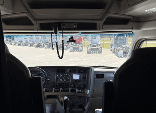2020 Kenworth T880 image 6