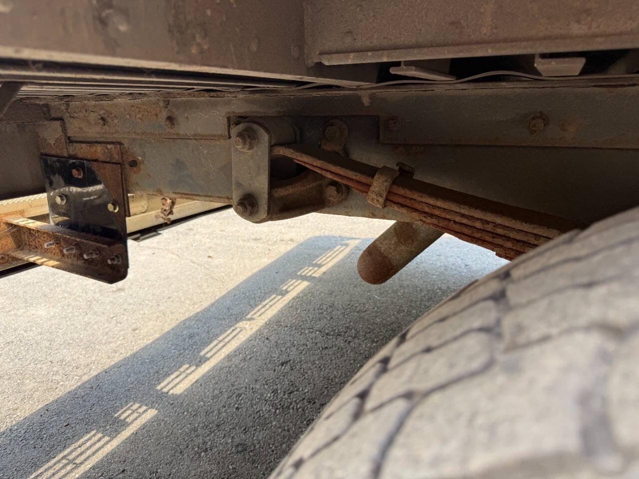 2003 Freightliner MT45 image 20