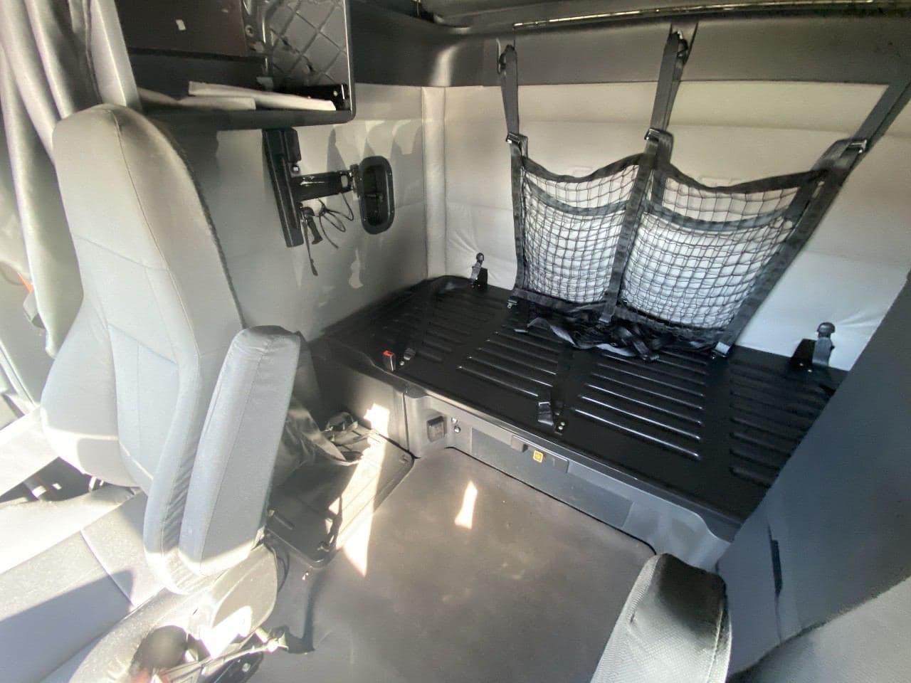 2021 Freightliner Cascadia image 13