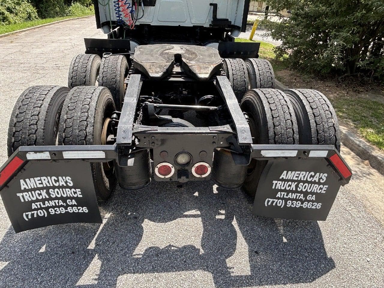 2018 International LT625 image 12