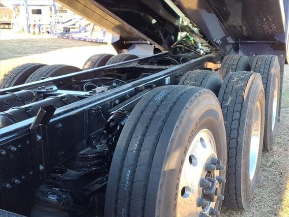 2026 Kenworth T880 image 11