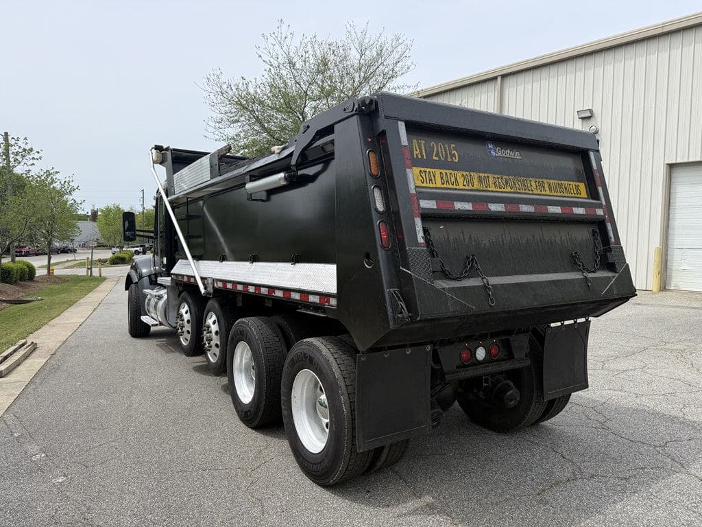 Used 2021 KENWORTH T880S image 7