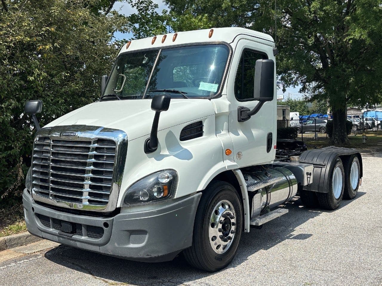 2019 Freightliner Cascadia 113 image 4