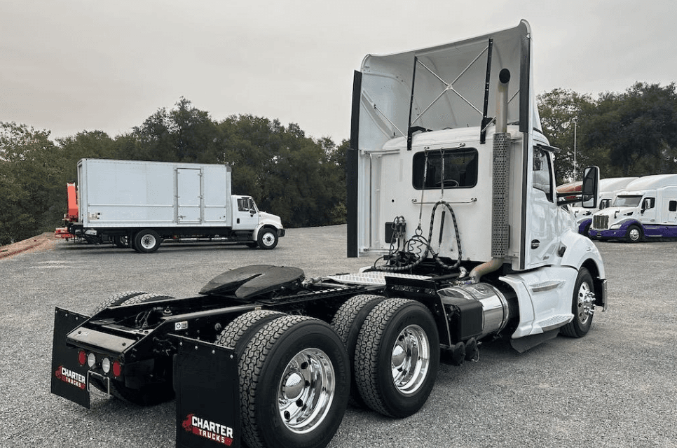 2020 Kenworth T680 image 4