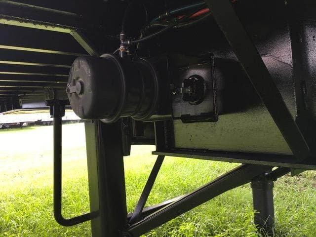 2023 Fontaine Velocity Flatbed Trailer - Spring image 6