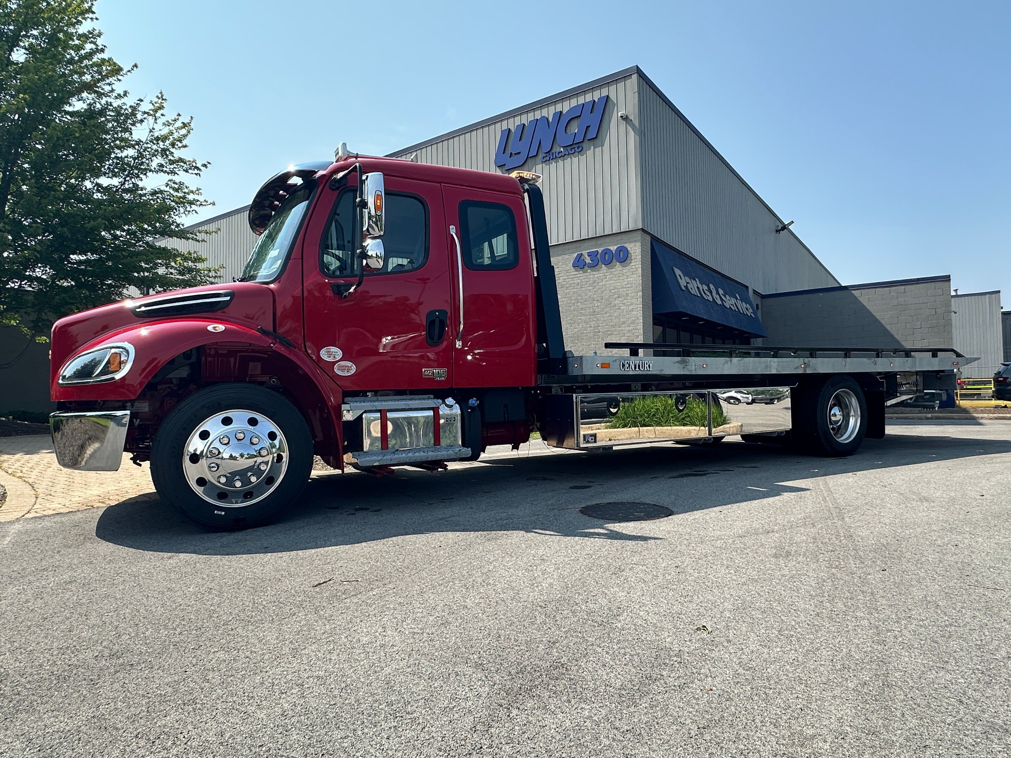 2025 Freightliner M2 106 image 1