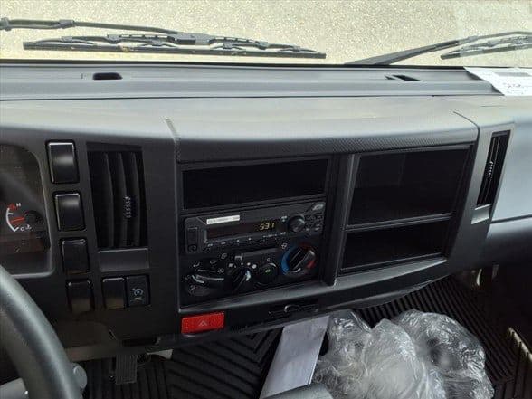 2026 Isuzu NPR HD image 18