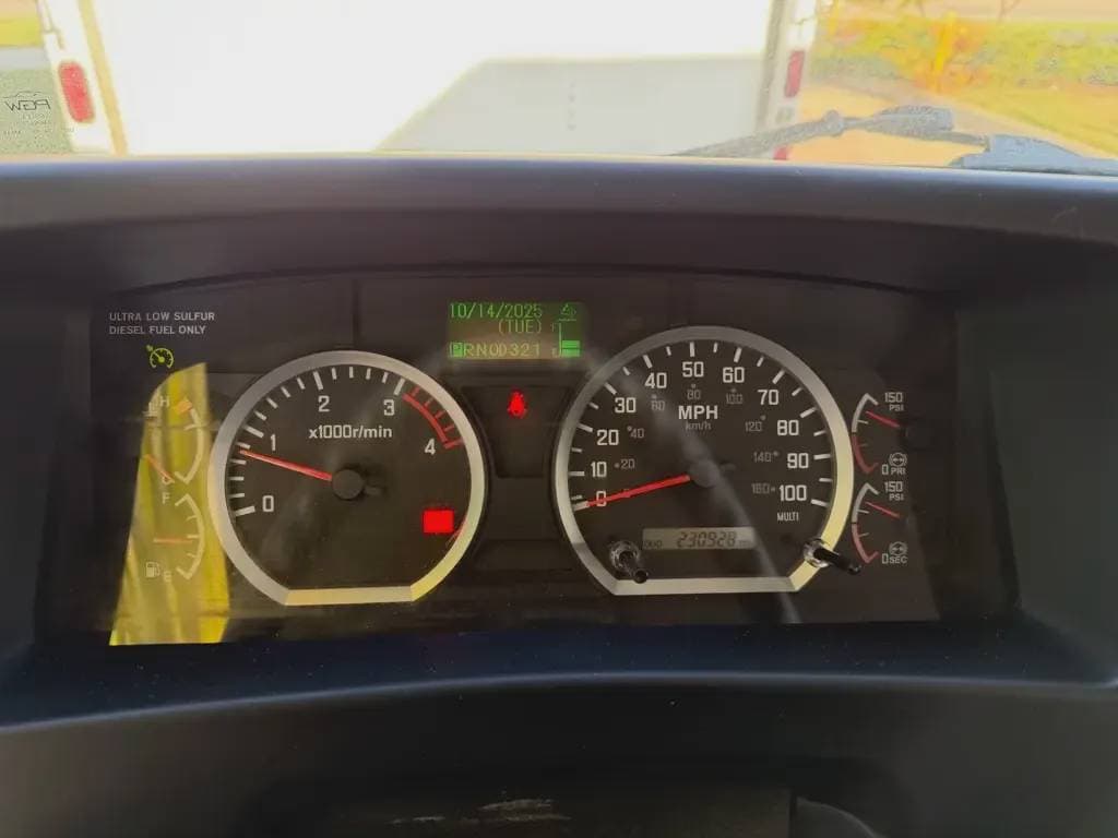 Used 2023 ISUZU Cabover Truck - COE, Contractor Truck, Box Truck - Straight Truck - FTR For Sale image 5