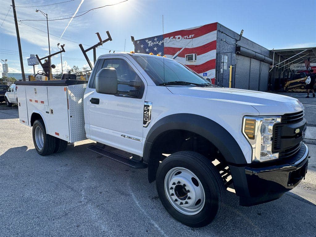 2019 Ford F450 XL image 16