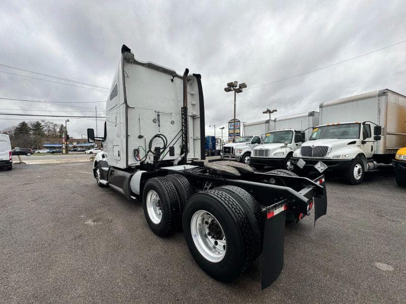 2021 Kenworth T600 image 5