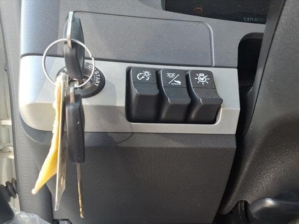 2025 Kenworth T880 image 27