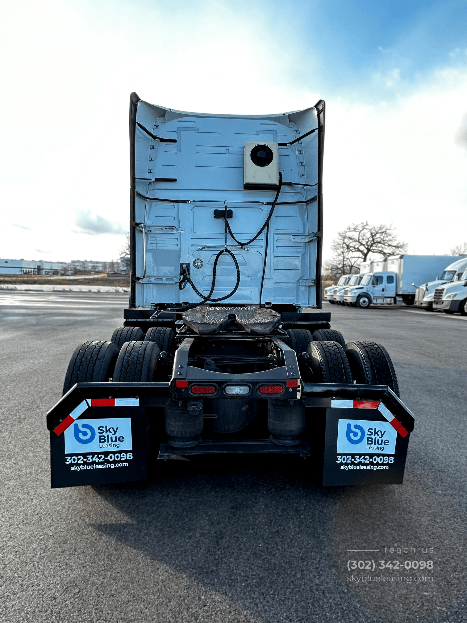 2025 Volvo VNL image 3