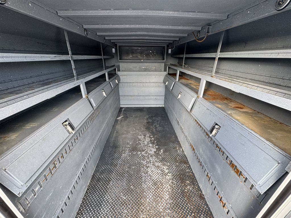 2014 Freightliner M2 106 image 33