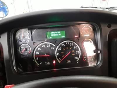 2020 Freightliner M2 image 10