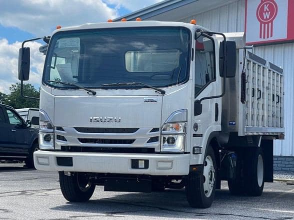 2024 Isuzu 3500 image 6