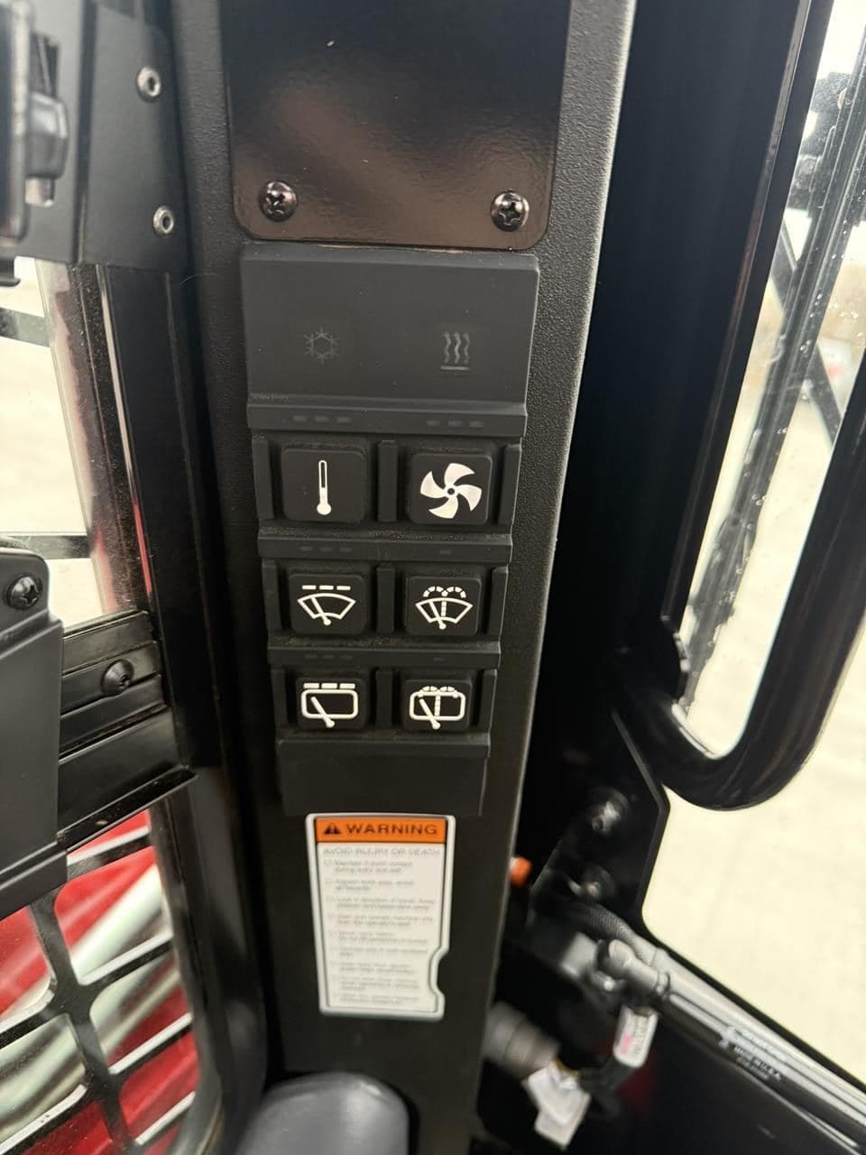 2025 MANITOU 1900R SL4642 Premium Plus image 16