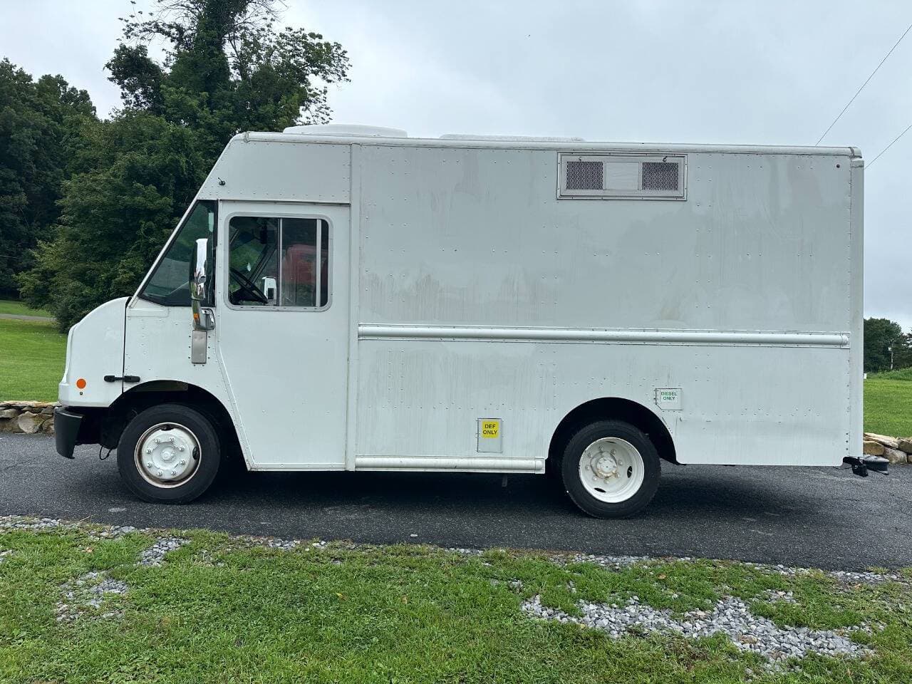 2017 Freightliner MT45 image 5