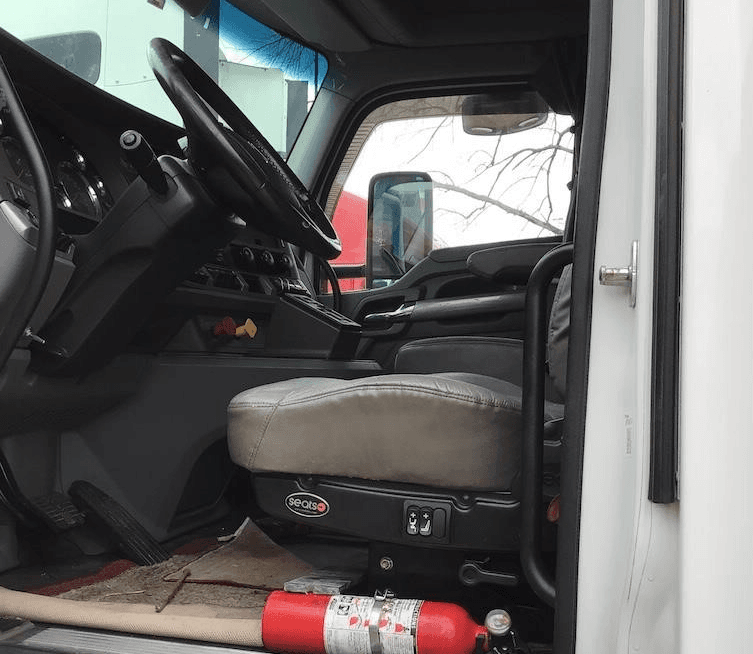 2018 Kenworth T680 image 7