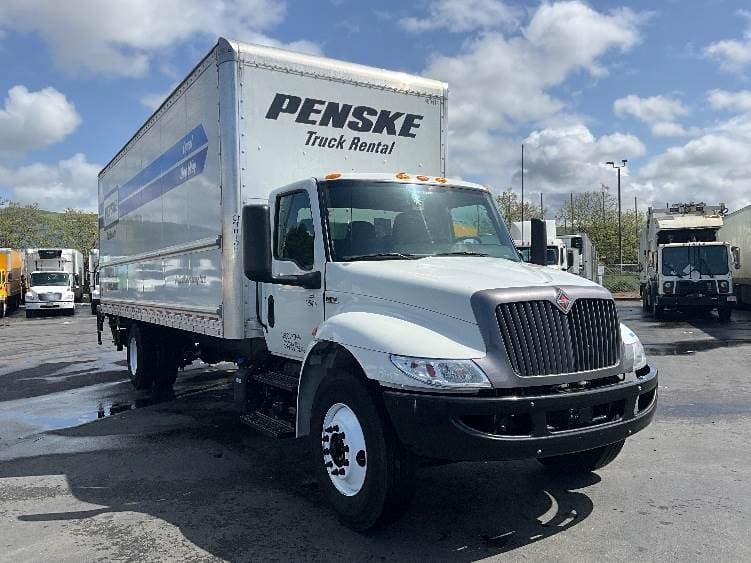 2022 International MV607 Box Truck - 220HP, 6 Speed Automatic, Roll up Door image 1