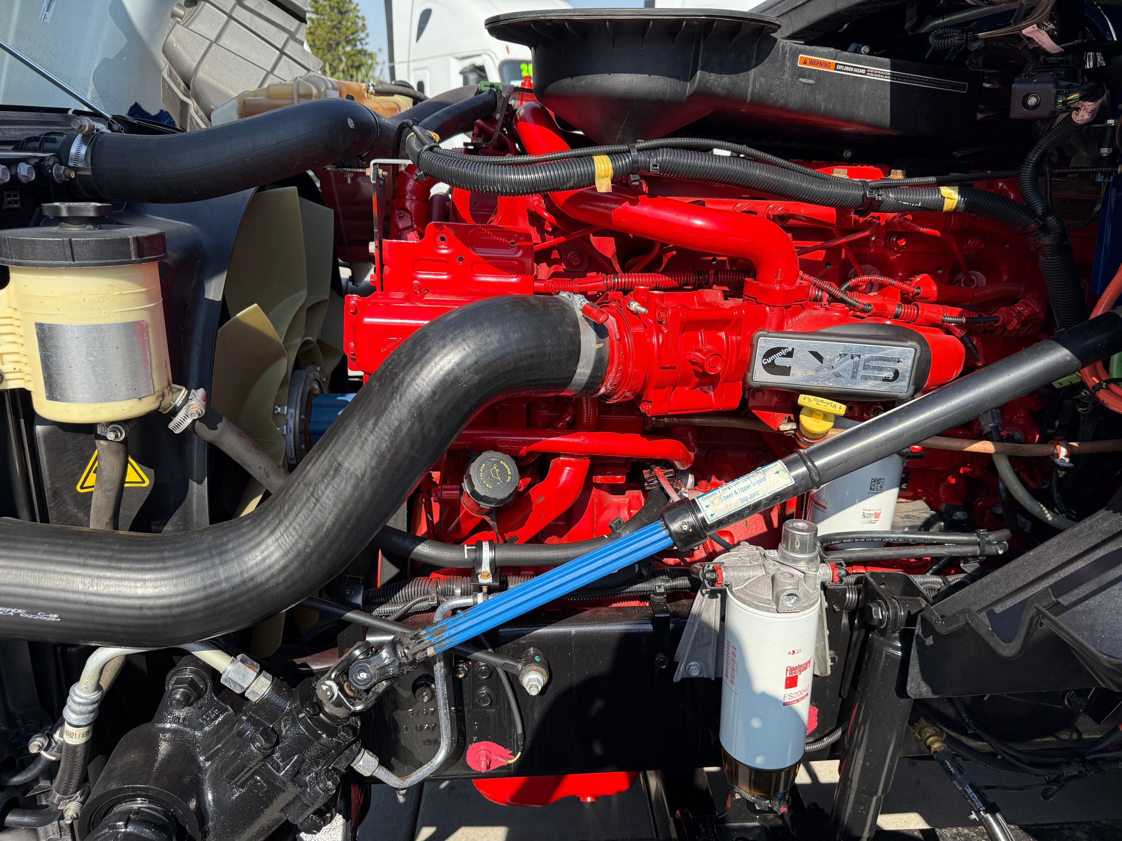 2021 International LT625 image 10