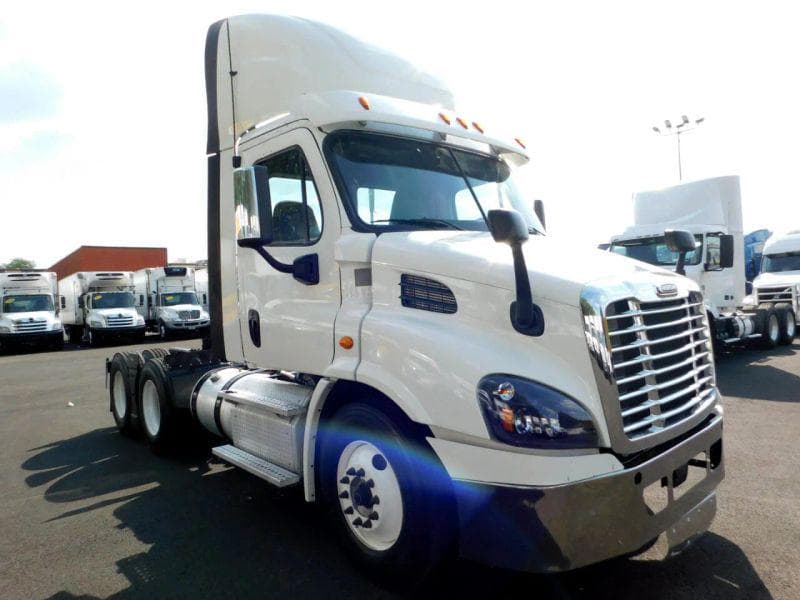 2018 Freightliner Cascadia image 7