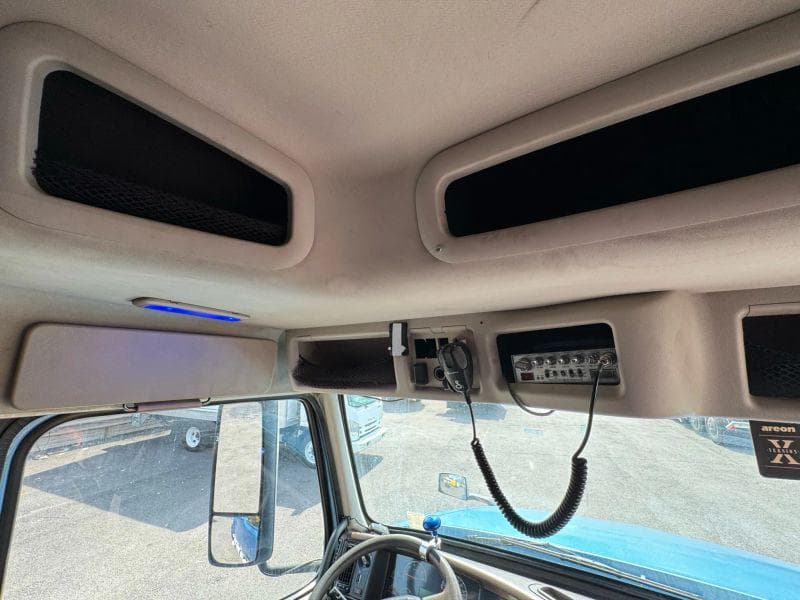 2012 Volvo VNL image 93