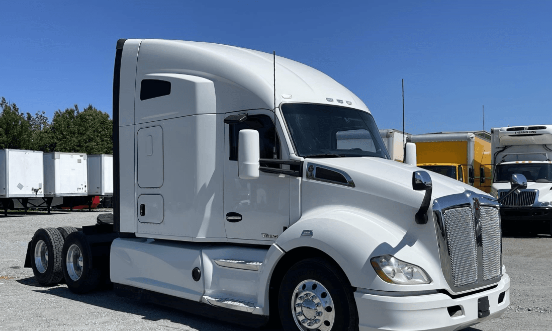 2020 Kenworth T680 image 3