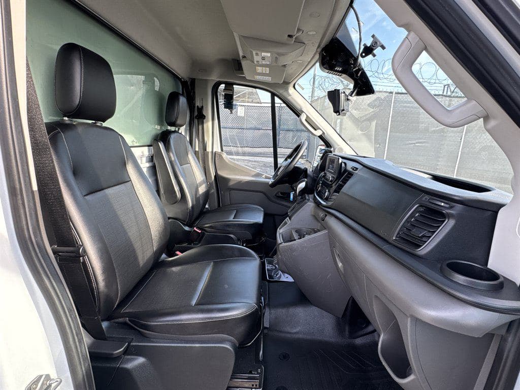 2023 Ford Transit T-350 image 45