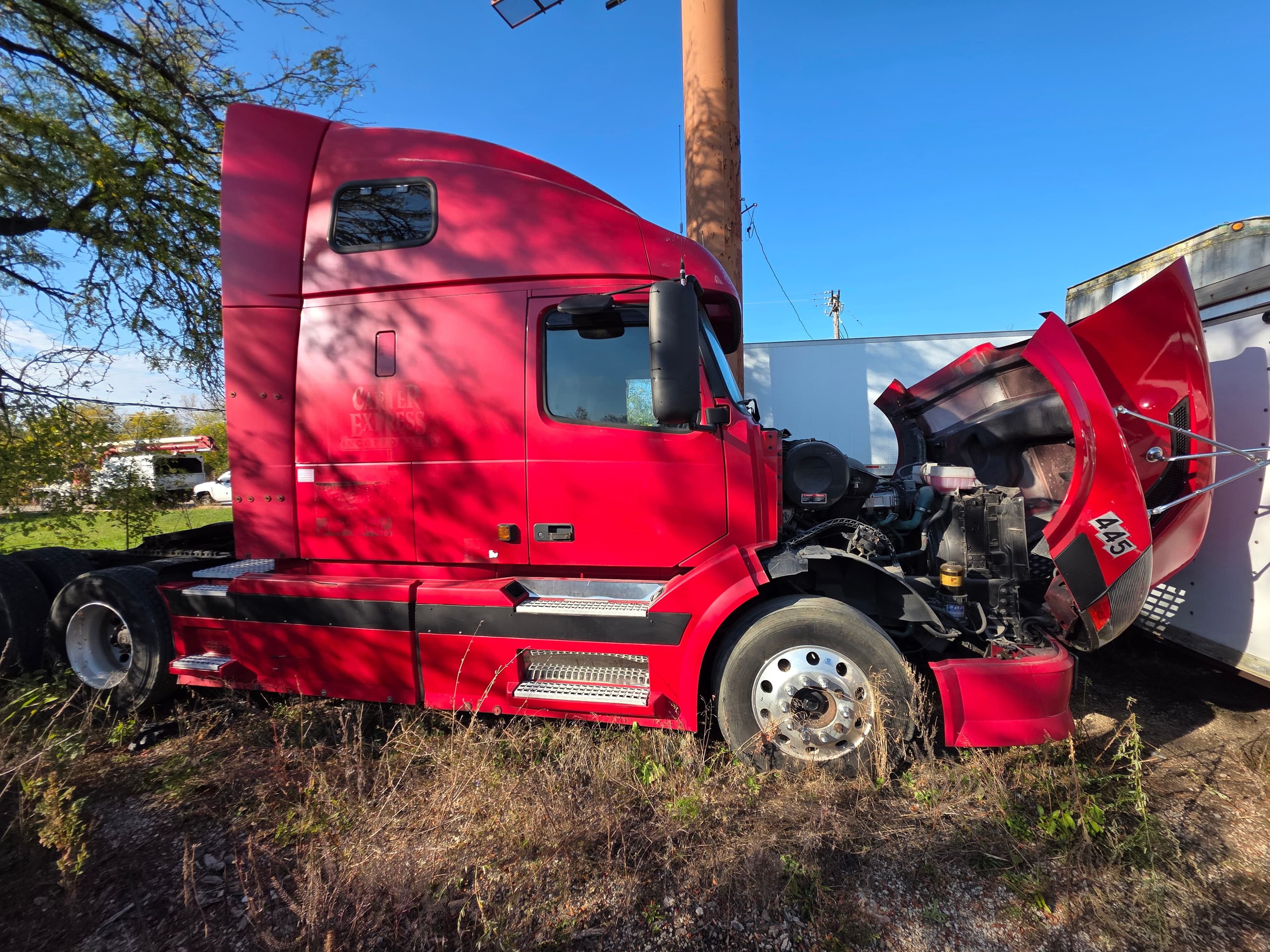 2005 Volvo VNL image 25
