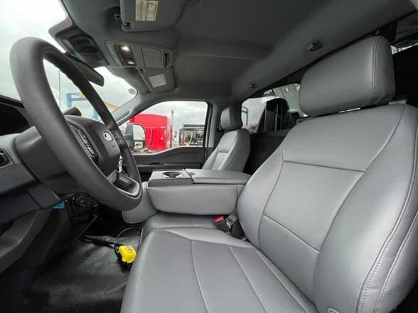 2024 Ford F550 image 19