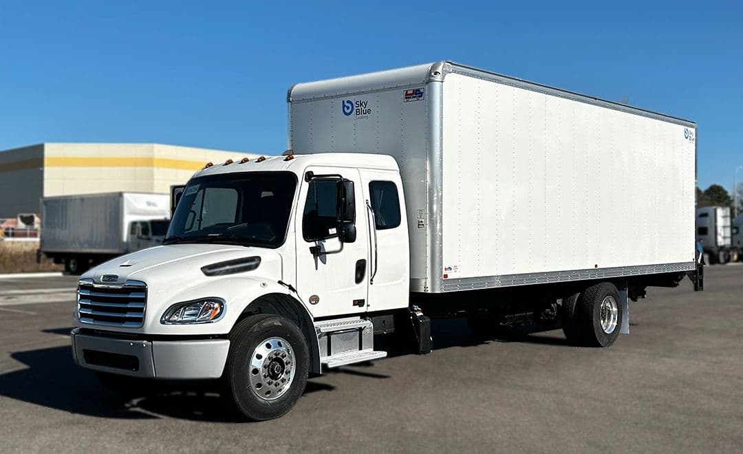 2025 Freightliner M2 image 1