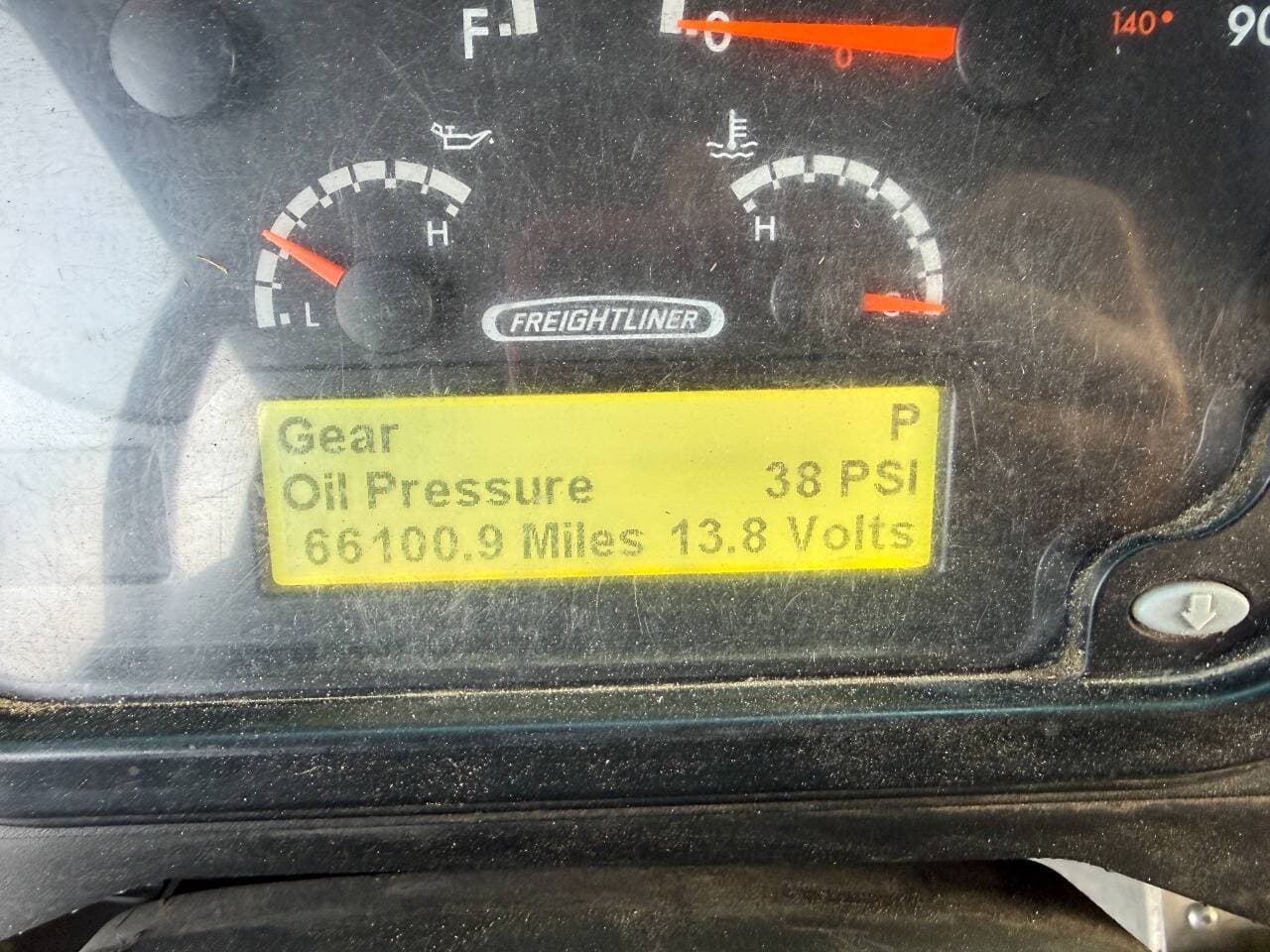 2020 Freightliner MT45 image 8