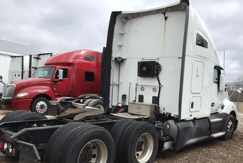 2018 Kenworth T680 image 5