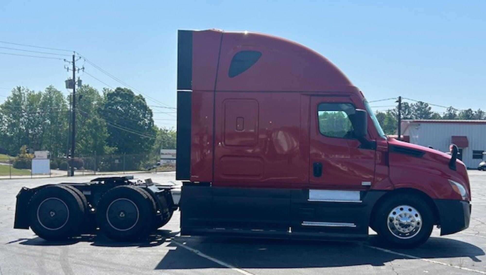 2022 Freightliner Cascadia 126 image 5