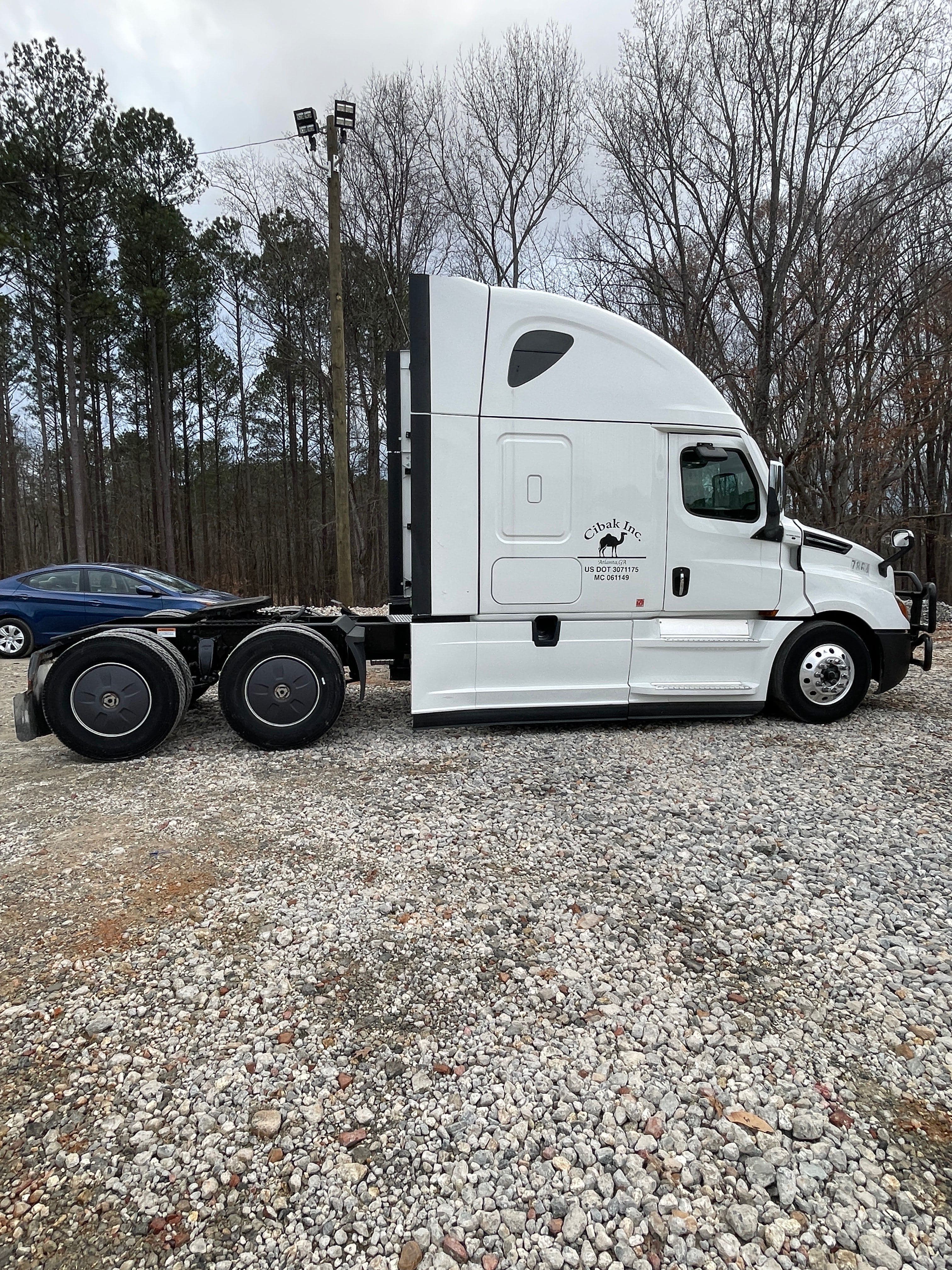 2022 Freightliner Cascadia image 8