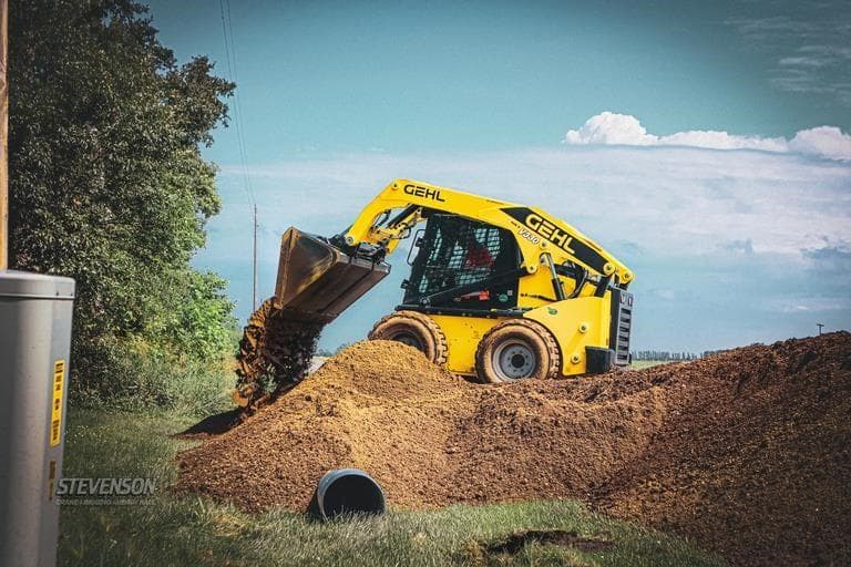 2026 GEHL V330 image 11
