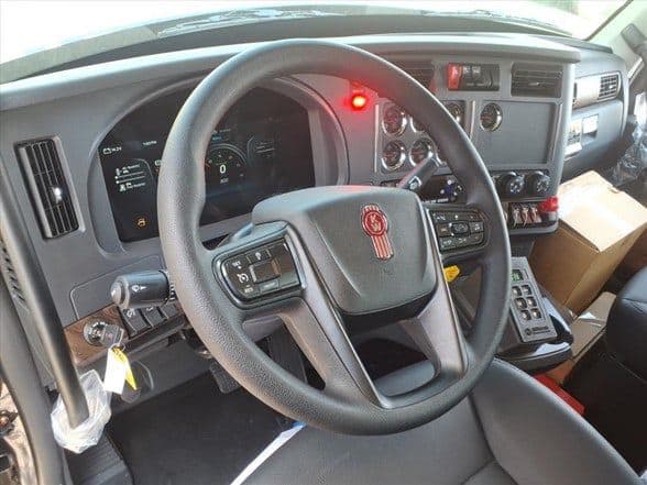 2026 Kenworth W990 image 15