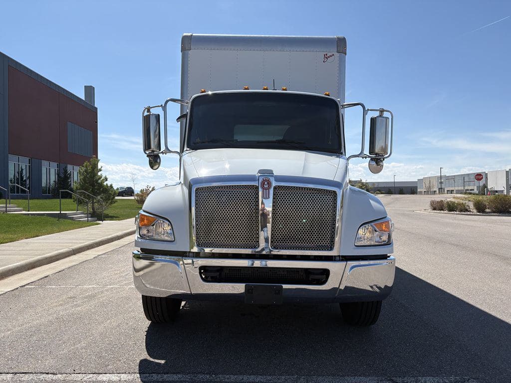 Used 2025 KENWORTH T380 image 7