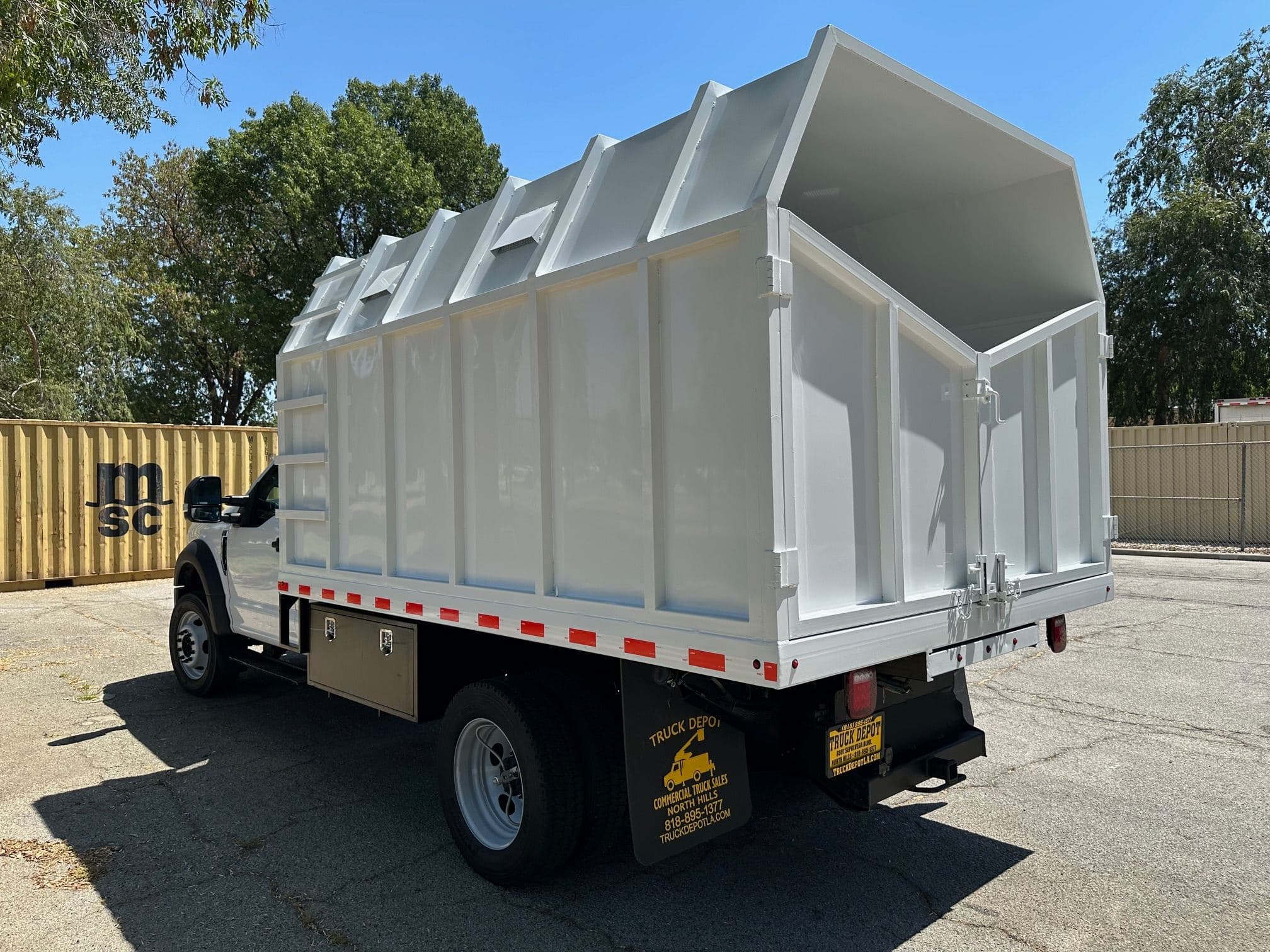 2017 FORD F550 SD 4x4 Chipper Dump Truck  13438 image 9