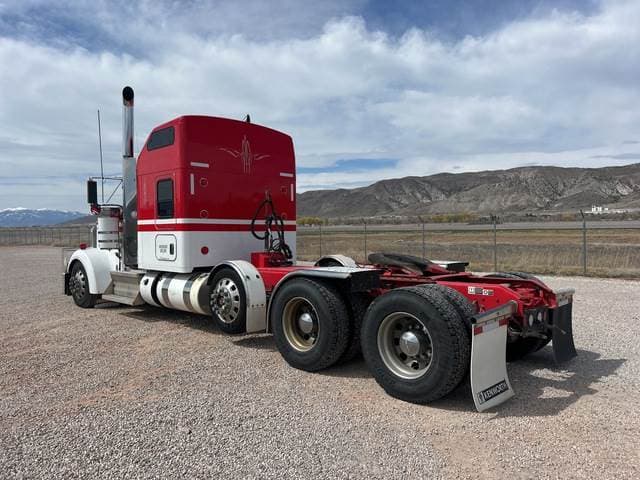 2019 Kenworth W9 Series image 2