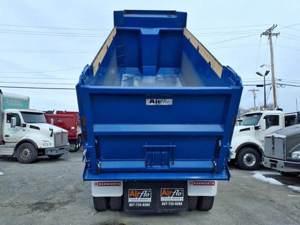 2025 Kenworth T880 image 19